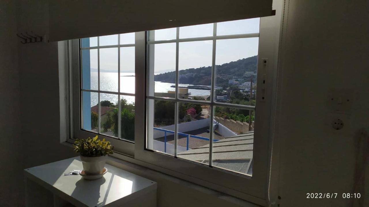 Blue Dolphin Studios And Apartment Vája Kültér fotó