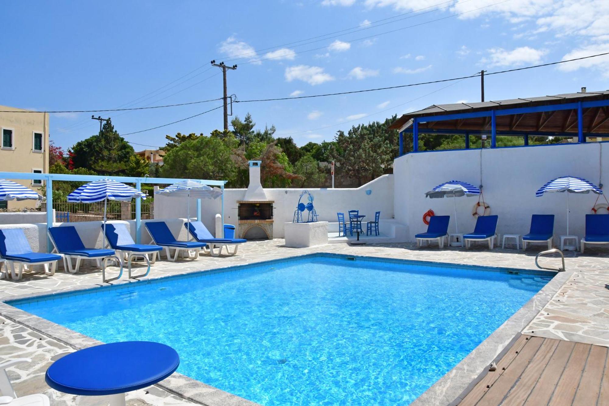Blue Dolphin Studios And Apartment Vája Kültér fotó